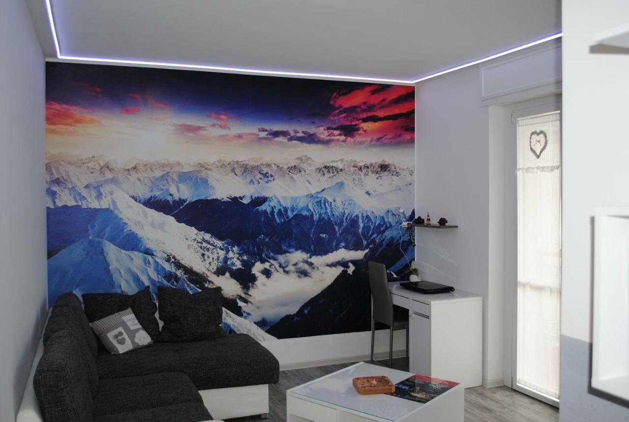 Maison De Massimo Cir 44 Aosta Exteriör bild
