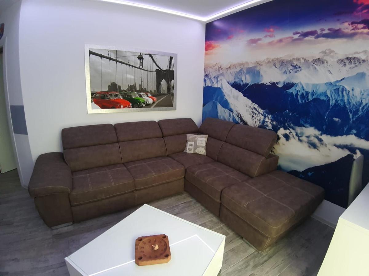 Maison De Massimo Cir 44 Aosta Exteriör bild